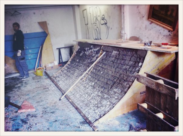 Rebars in the quarterpipe.