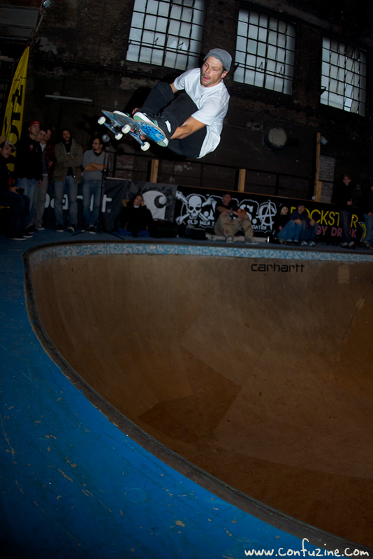 Julian Dykmans, melon grab. Factory Bowl