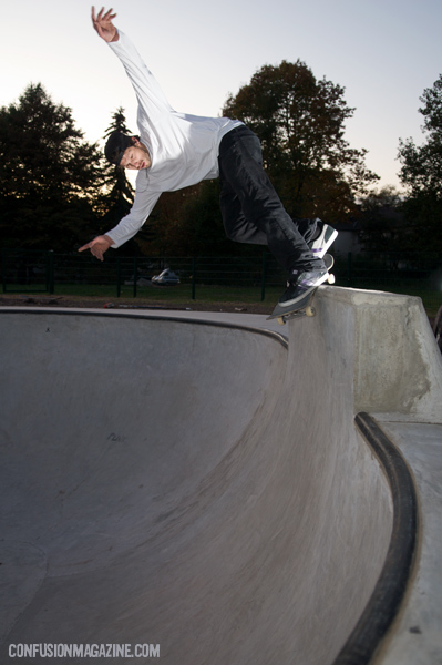 Jan Wermes, Backside Smith Grind on the pool coping extension
