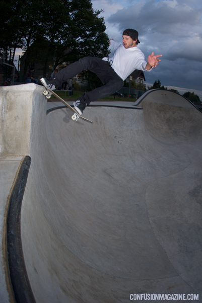 Jan Wermes, tailslide. Siegburg, Germany