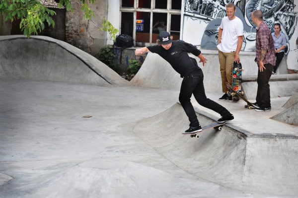 Ralf Edinger. Backside tailslide.