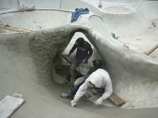 Black and white in concrete vagina