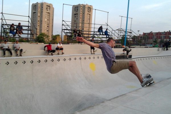 Rune Glifberg styling a stand up frontside grind in "practice".  Photo: Freddy Sinarahua Apuela