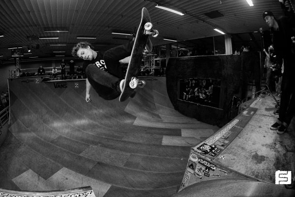 Ben Hatchell. 360 Stalefish.