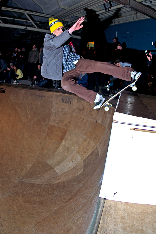 Area 51 local and 100% skateshop owner Jeroen Sars styles a frontside lipslide on the extension.