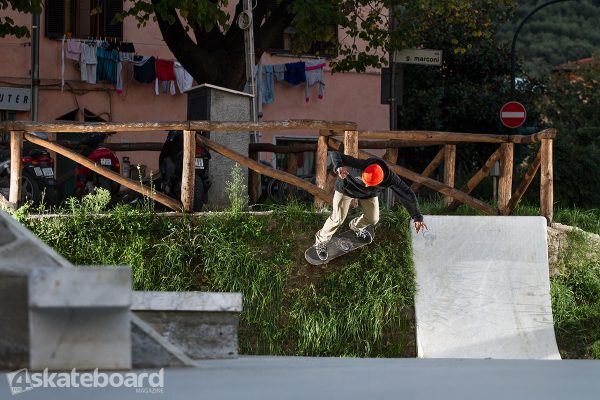 Matteo Carmagnini. Grass wallride.  Photo: Federico Romanello