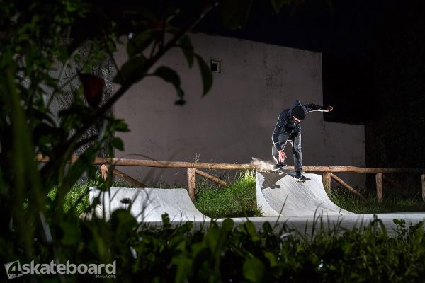 Simone Verona. Transfer backside lipslide.  Photo: Federico Romanello