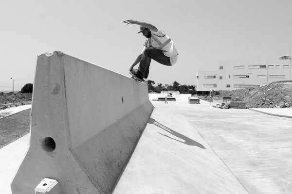 Nose Pick on the Jersey Barrier