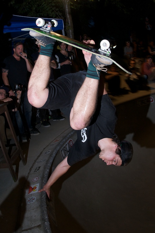 Tim Bijsterveld. Upside down in the Owl Bowl. Photo: J. Hay