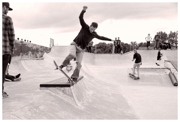 Hans Claessens fullspeed bluntslide the bunker