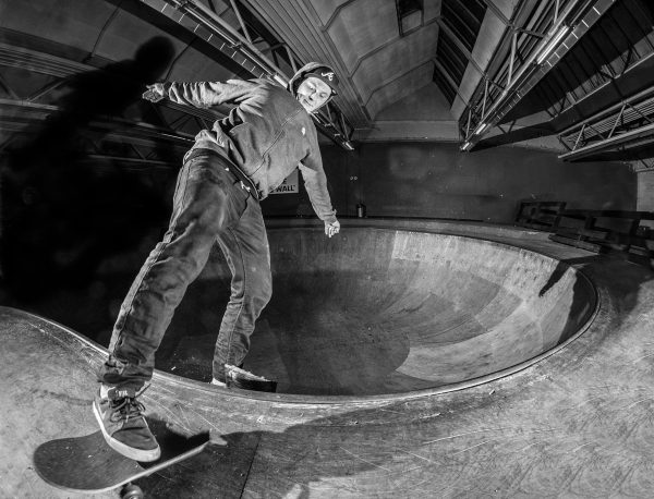 Chris Haake. Frontside "disaster".  Photo: Nicola Debernardi.