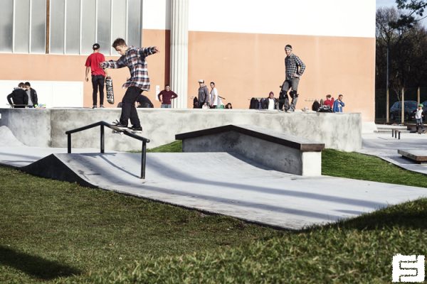 Matthew. FS boardslide. CapBreton.  Photo: Fred Ferand