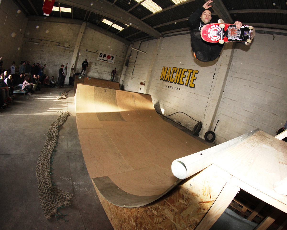 Hugo with a huge FS air.