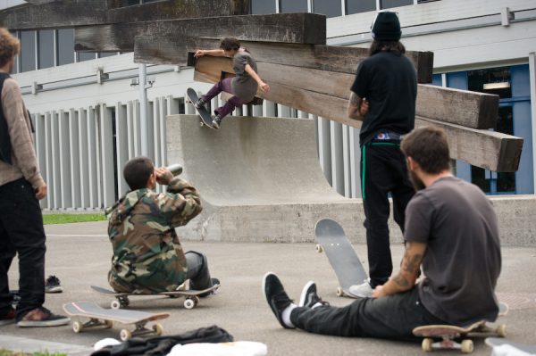 Jarne Verbruggen. Frontside rock. Photo: Alan Maag