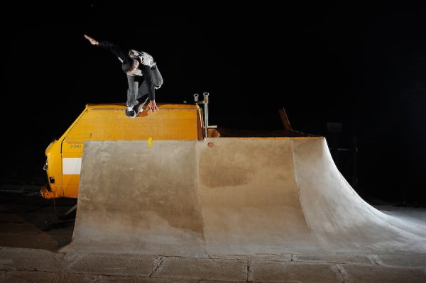 Julien Benoliel.  Backside nosepick.  Photo: Alan Maag.