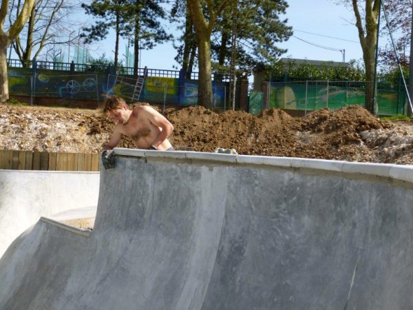 Koeki working the pool coping. 