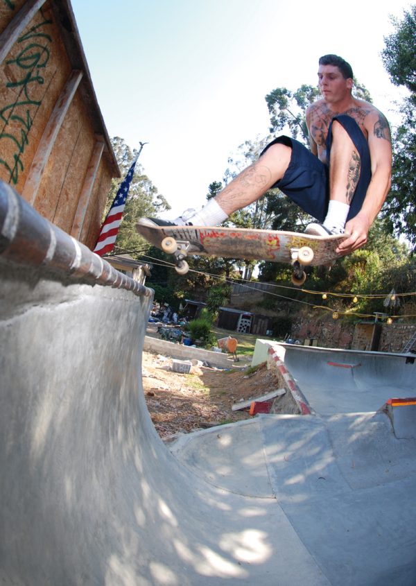 Chris Welty. Lien to tail in the deepend.  Photo: Colin Walsh