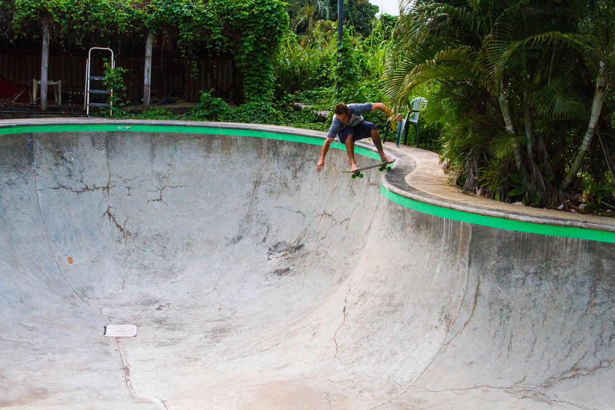 Billy barefoot roll-in. Photo: Steele