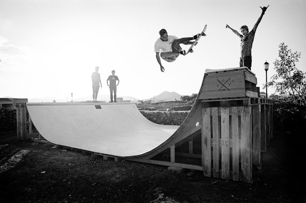 Andreu Grao. Melon to fakie.  Photo: Tono Garcia