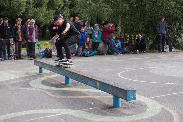 This year we even had a girls contest, first time ever! Sandra Vuori fakie 50-50.
