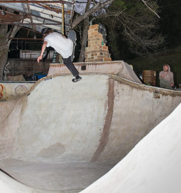 Jakob Robinson. Slob plant to fakie. 