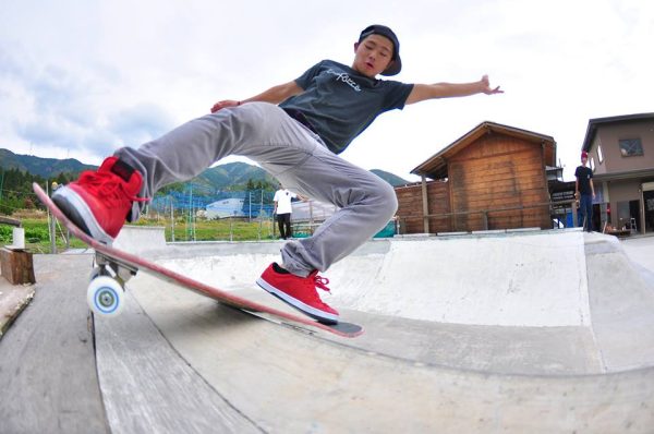 Long distance FS lipslide by Kensuke KENKEN Sasaoka