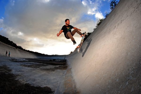 Kickflip to fakie