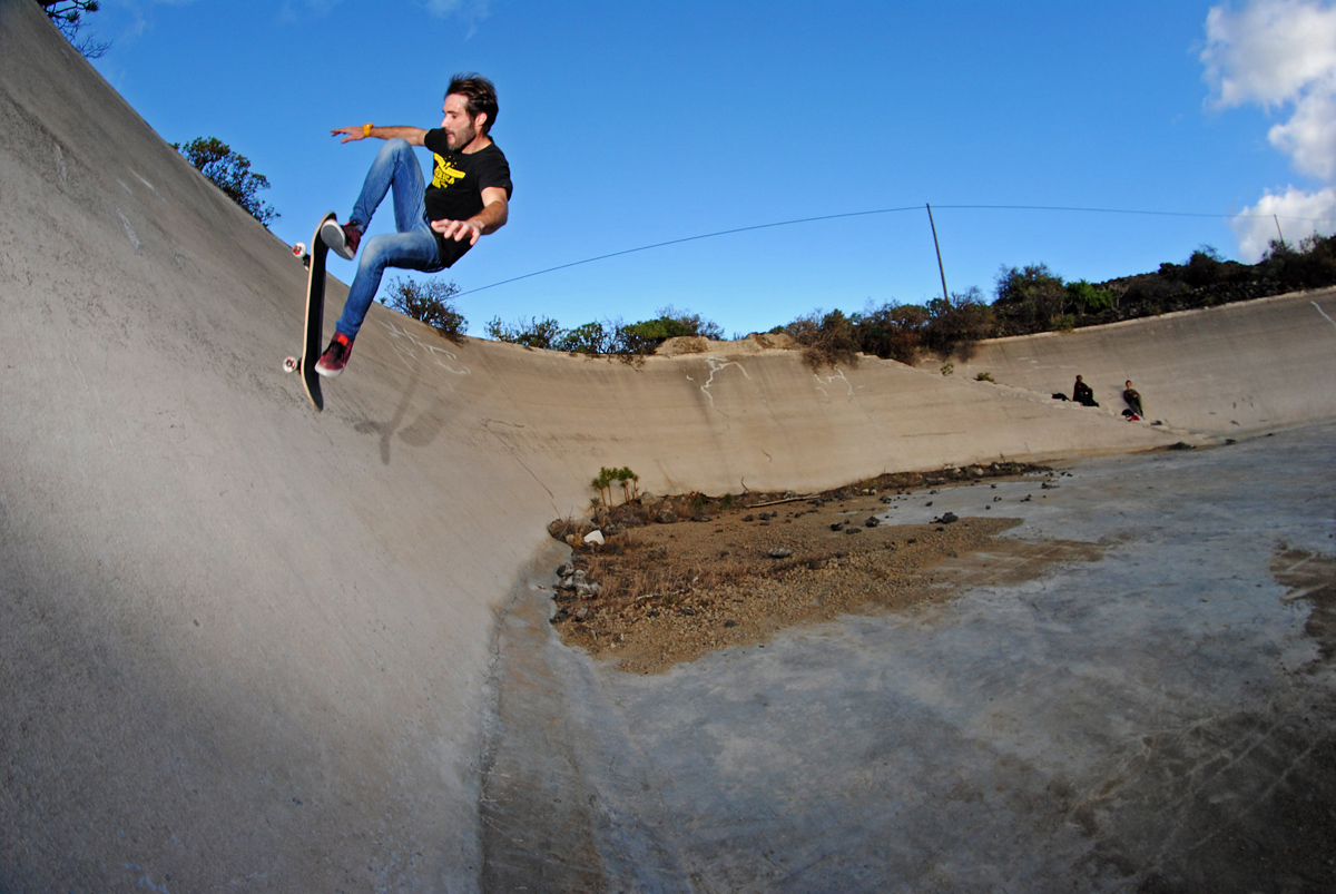 ollie oop ollie quarter to bank ollie oop ollie quarter to bank