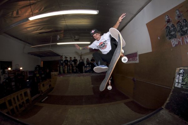 Nic Riveria - Kick Flip