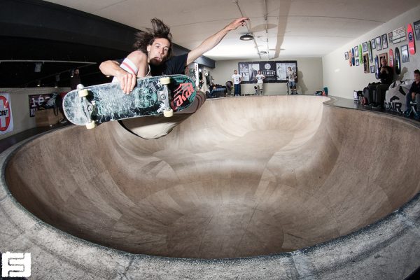 Alessandro Ferreri. FS tuckknee. Big air lab.