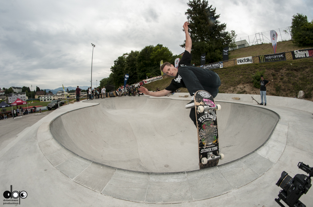 Michi Nadler. Blunt to fakie.