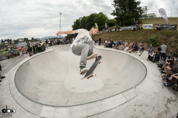 Roman Astleitner. Lien to tail.