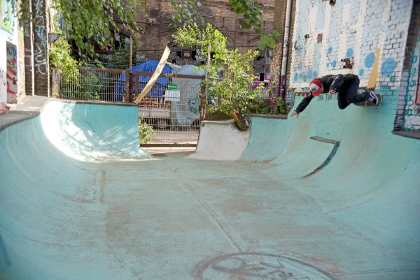 Fede Boldino. Quarter to wallride transfer.  Photo: J. Hay