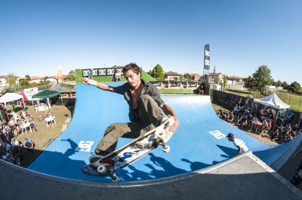 Aref Bobby Koushesh. Tail grab nose bonk.