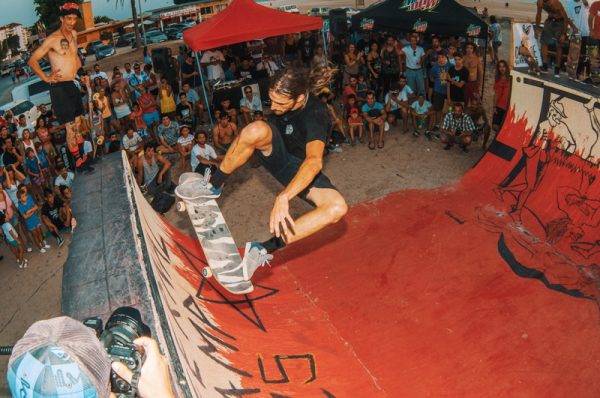 Hector Heredia. Frontside ollie. Photo: Borja Benjumeda