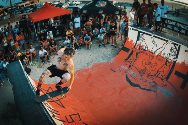 Moski. Frontside tail nose grab. Photo: Borja Benjumeda