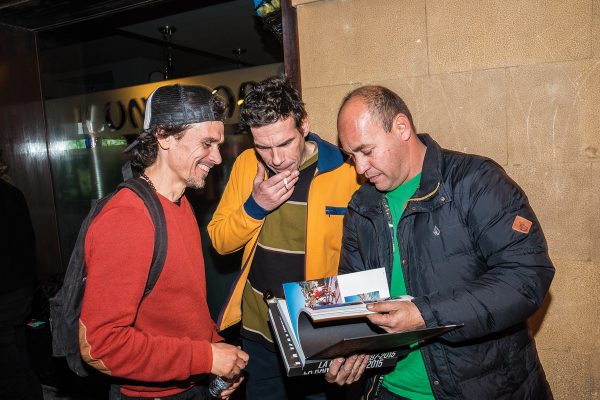 Fernando Elvira, Lute, and Gorka "guantez" stoked on the La Kantera Book release! To many histories... Photo: Jaime Marcos