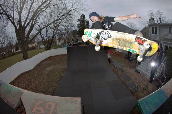 Zach Cusano. Lien over the channel. Photo: Zolidelphia