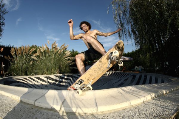 Andrea nosegrind at Element Bowl