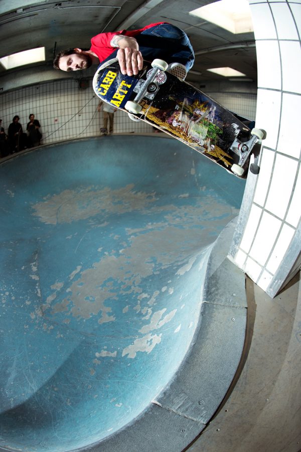 Igor Fardin. Backside tail bash. Photo: Alan Maag