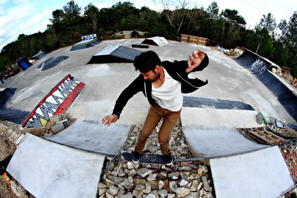 Will - stand up frontside grind transfer