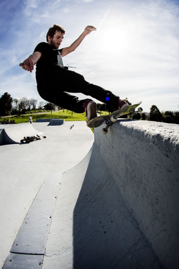 Sol. Frontside hurricane. Pericones, Asturias.