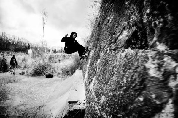 Sol. Frontside wallride in Momia spot. Torrelavega. 