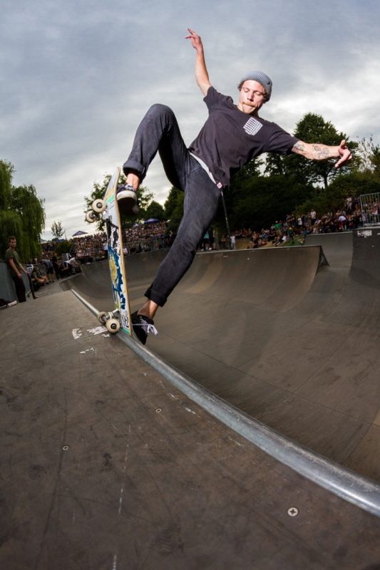 Laurent Venohr. Blunt pop out to fakie.