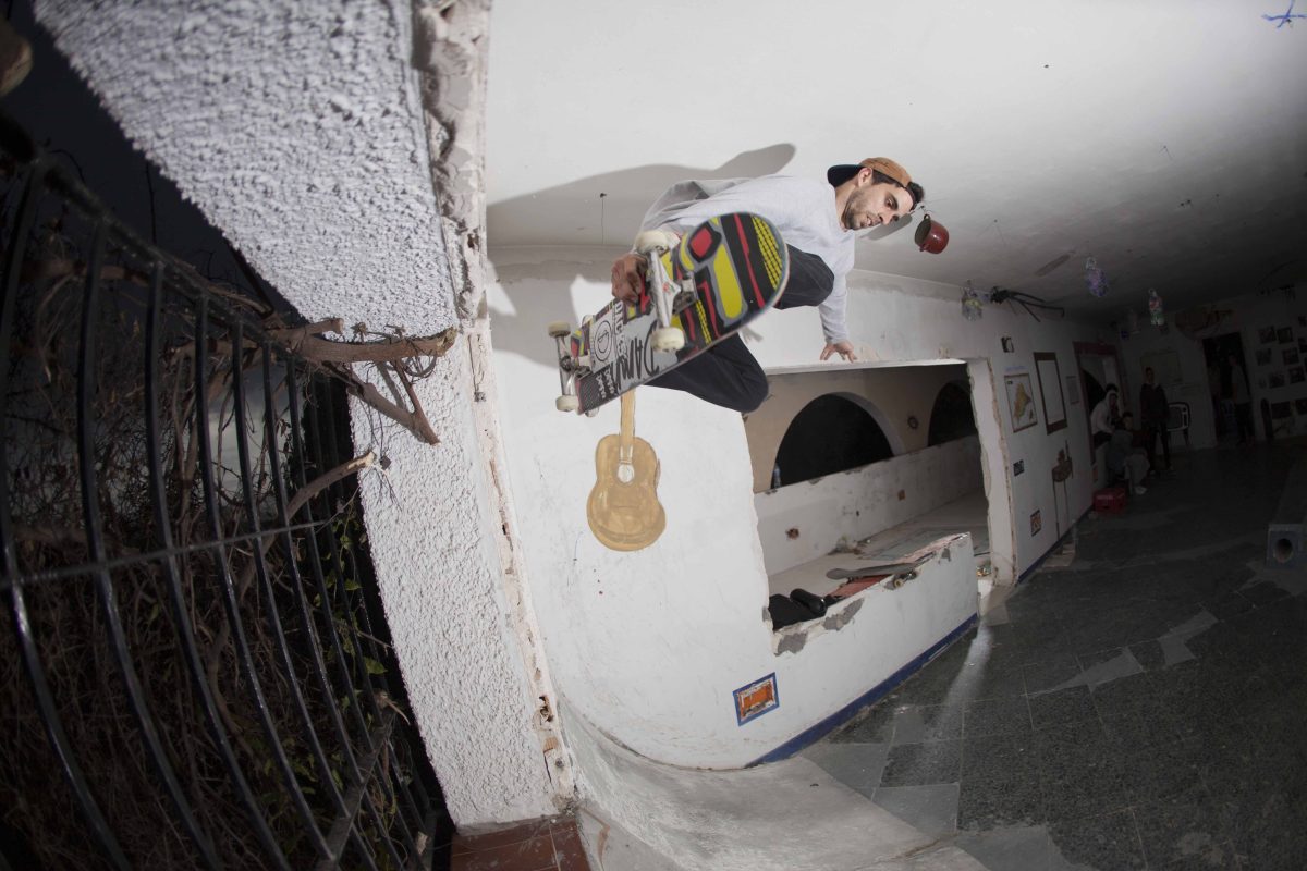 Santi. Wallie pull out