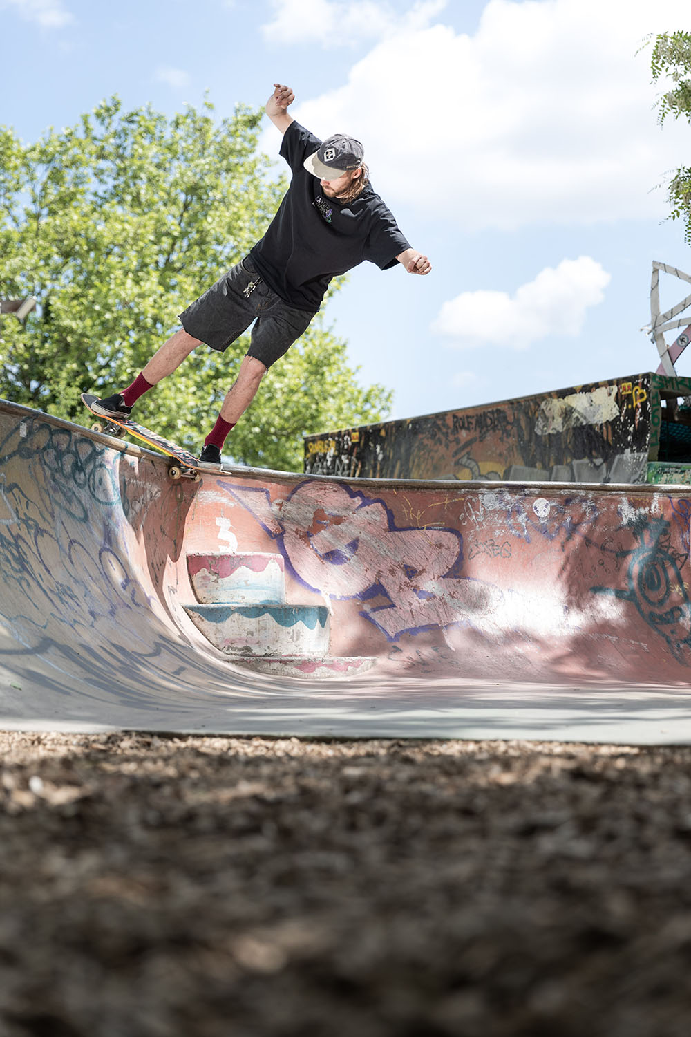 4 Nils Rapp aka Schlonz - fakie lipslide - Stuttgart Nord DIY