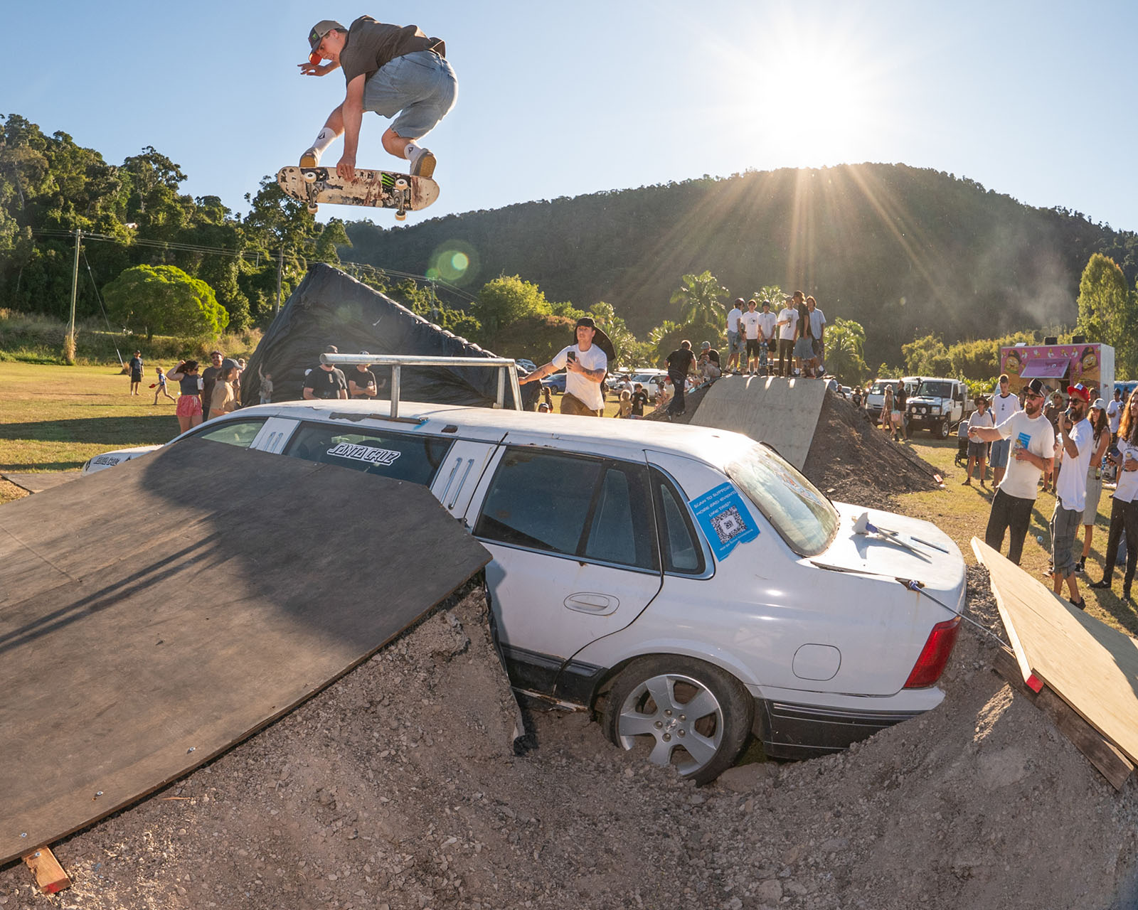 26_BZ33101_Ethan_Copeland_Lein_Over_Limo_Wknd_Timmy_VagabondPhoto_2025