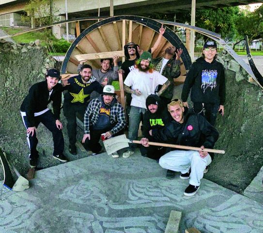 entulho-crew-loop